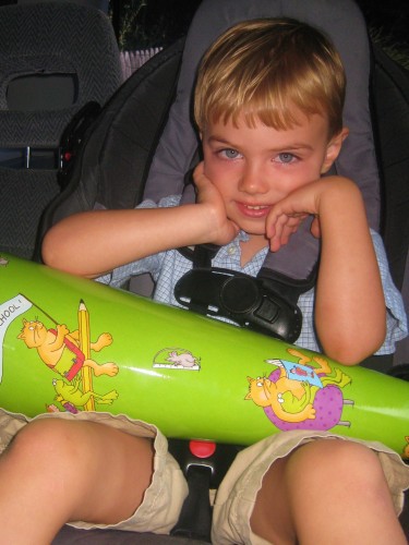 boy with German Schultuete in car