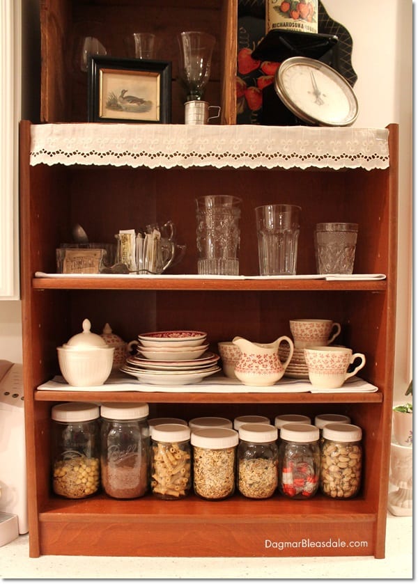 Mason Jar Organization in the Kitchen