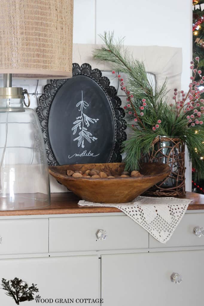Most Beautiful Christmas Cottage Decor Ideas - Dagmar Bleasdale