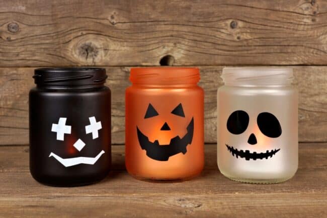 Easy DIY Halloween Decorations & Fall Decor Your Can Make in Minutes